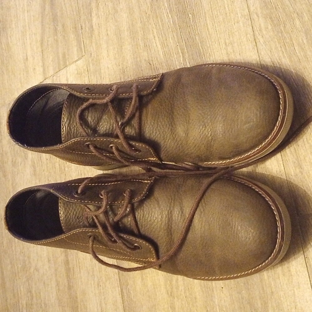 Bass dress shoes 8.5